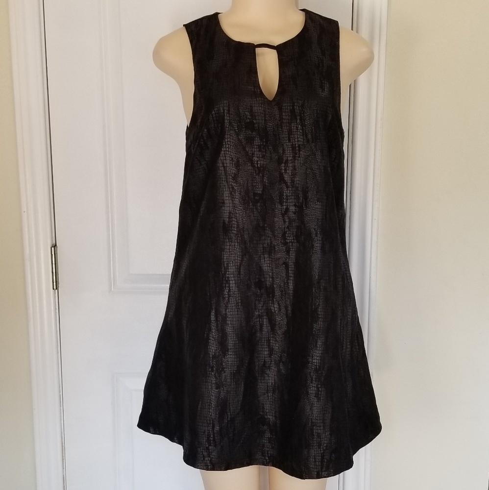 Loverichie black dress!